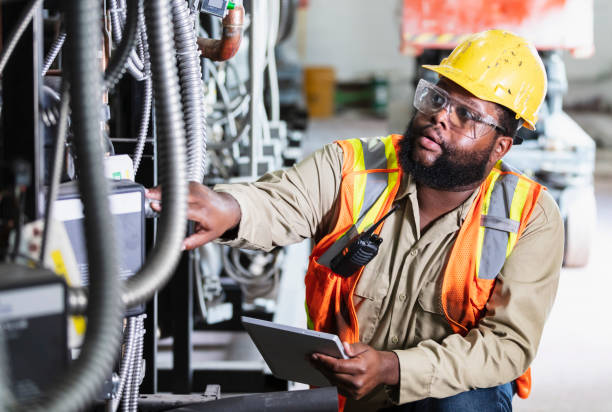 Blue Grass, IA Electrician Pros